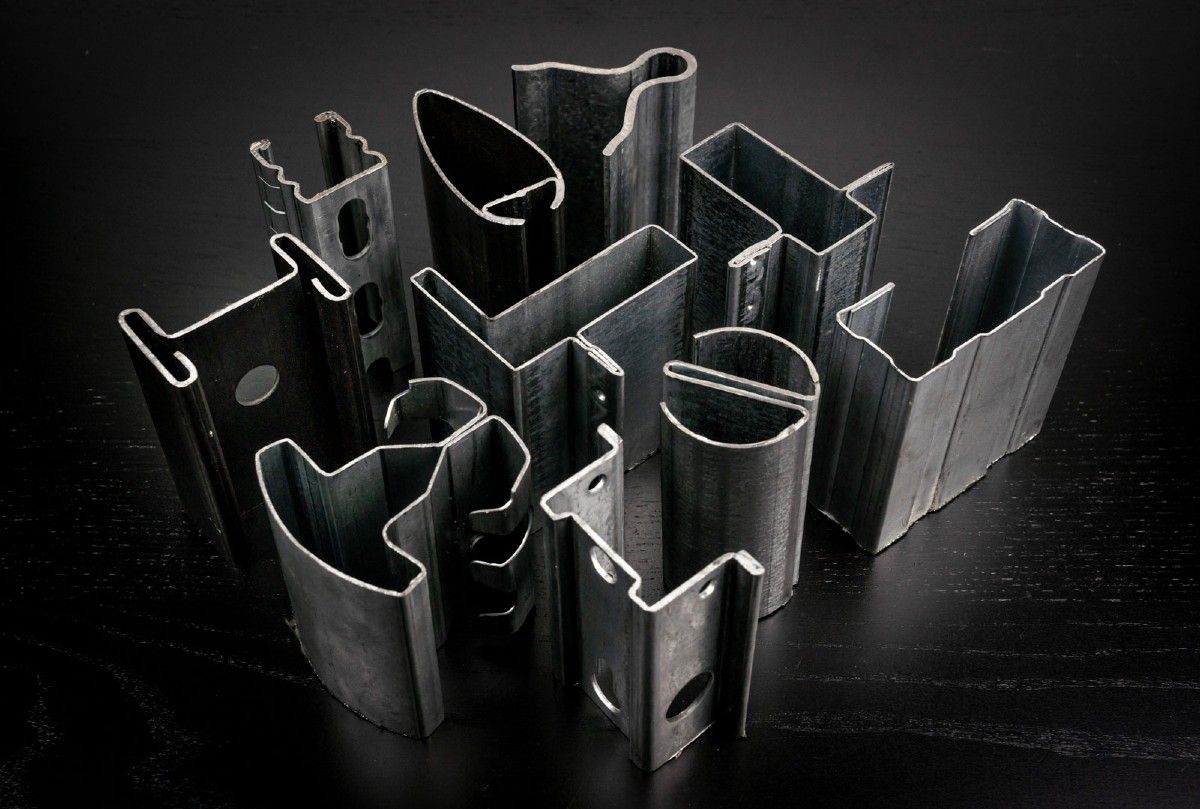 Types and shapes of metal profiles